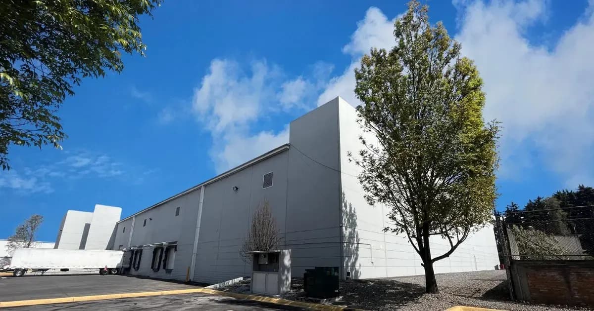 NAVE INDUSTRIAL EN RENTA