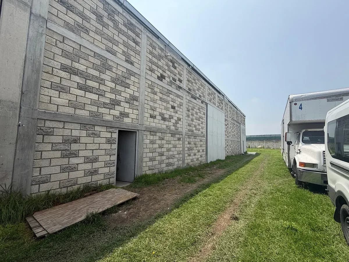 Bodega comercial en Santa María, San Mateo Atenco
